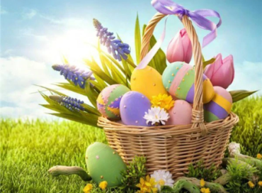 Easter eggs in a basket 30x40 cm