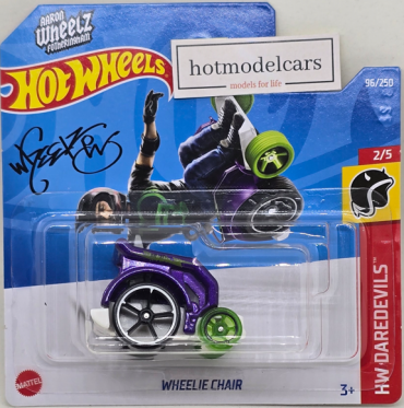 2022 - 096 - HCX08 „Hot Wheels“ vežimėlis su ratukais