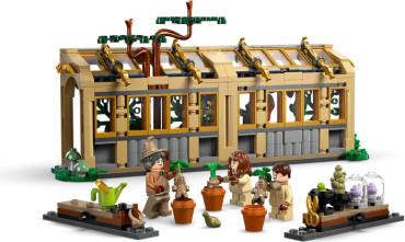 76445 LEGO Harry Potter TM Hogvartso pilis: žolininkystės pamoka