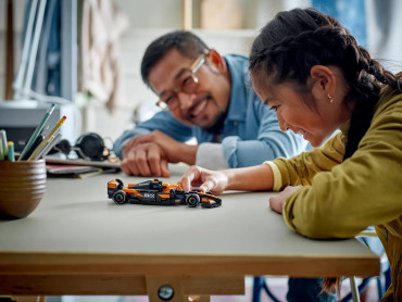 77251 LEGO Speed Champions McLaren F1® Team MCL38 Race Car