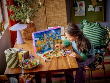 42668 LEGO Friends 2025. gada adventes kalendārs