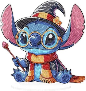 Blue alien in wizard's attire, variant 1